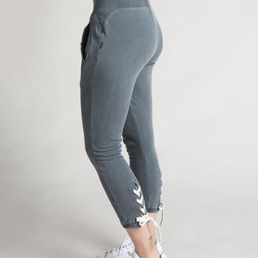 Avocado Charcoal Lace-up Capri Joggers - Picture 1 of 4